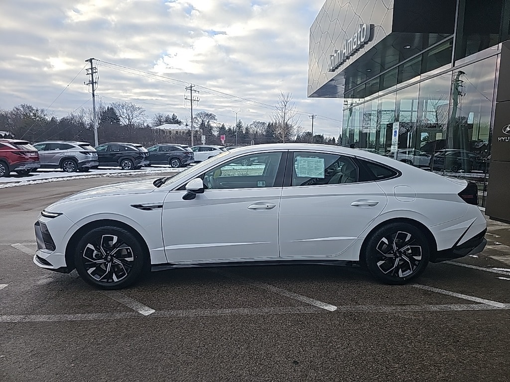 Certified 2024 Hyundai Sonata SEL Sedan