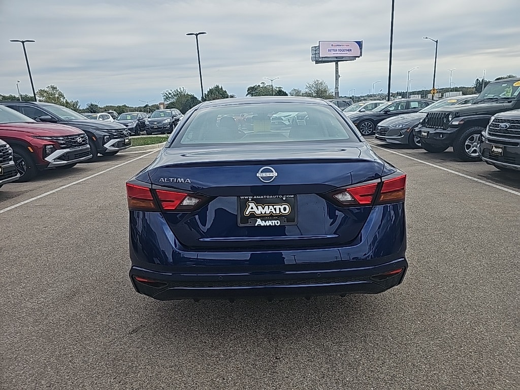 Used 2024 Nissan Altima 2.5 S Sedan