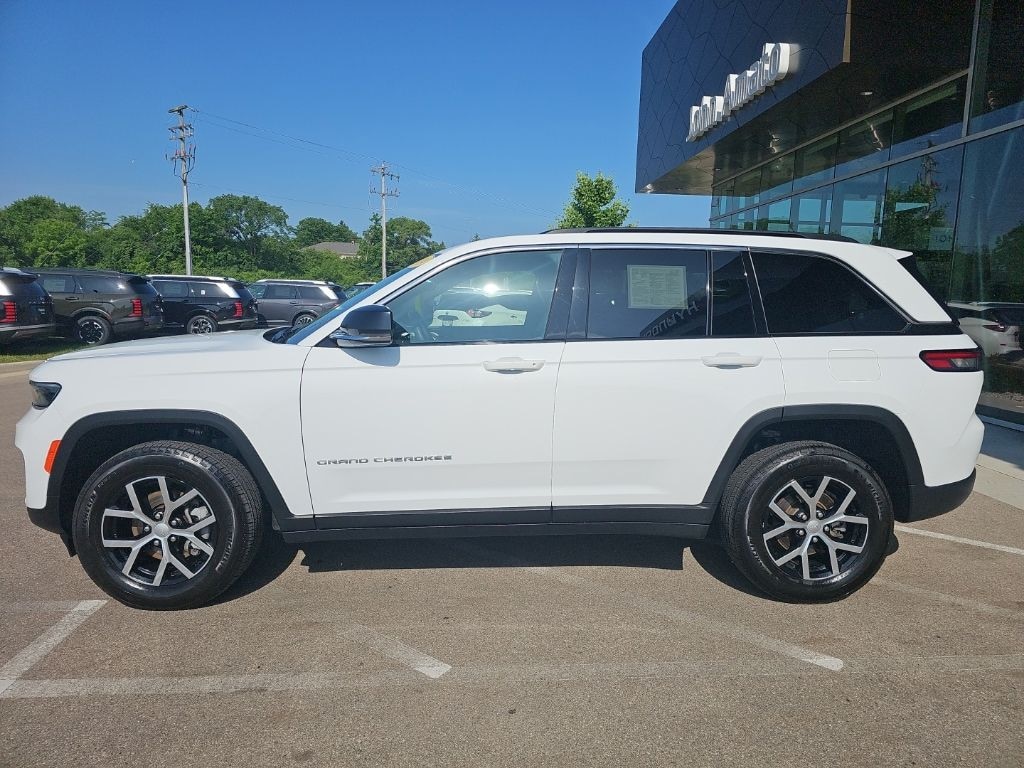 Used 2024 Jeep Grand Cherokee Limited SUV