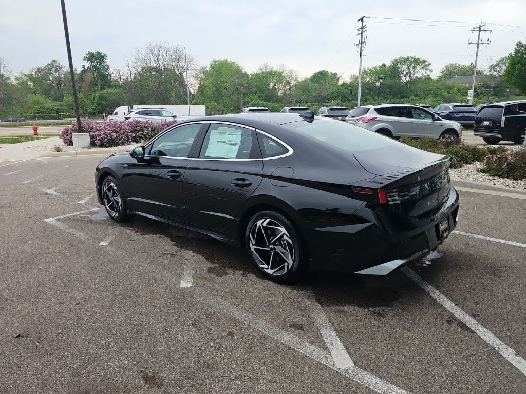 New 2026 Hyundai Sonata SEL Sport Sedan