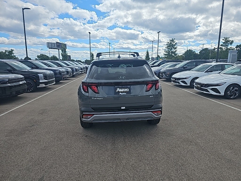2026 Hyundai Tucson SEL photo 4