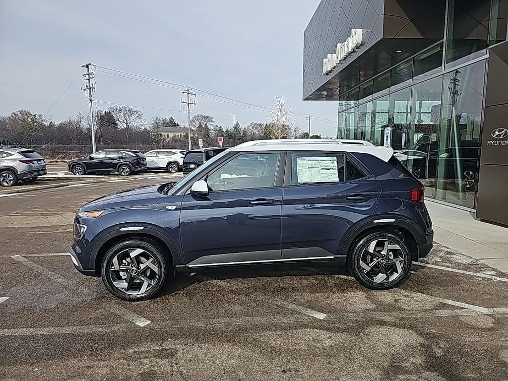 New 2026 Hyundai Venue SEL SUV