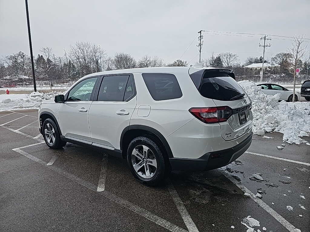 2023 Honda Pilot EX-L photo 3