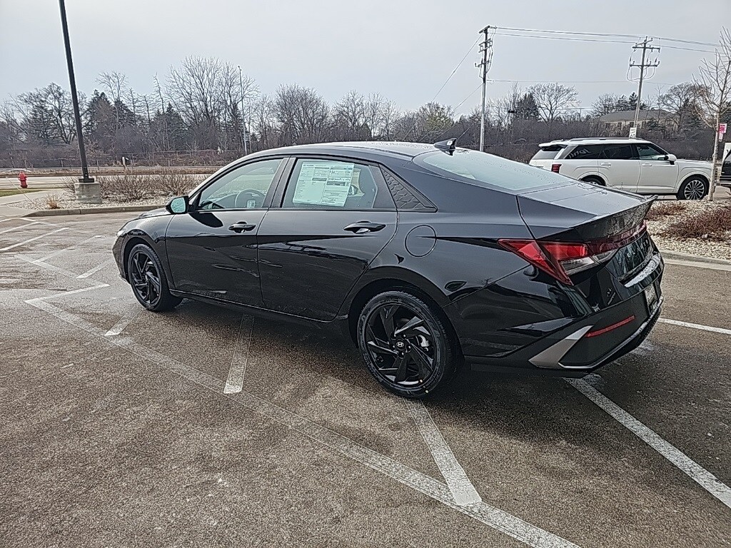 New 2026 Hyundai Elantra SEL Sport Sedan