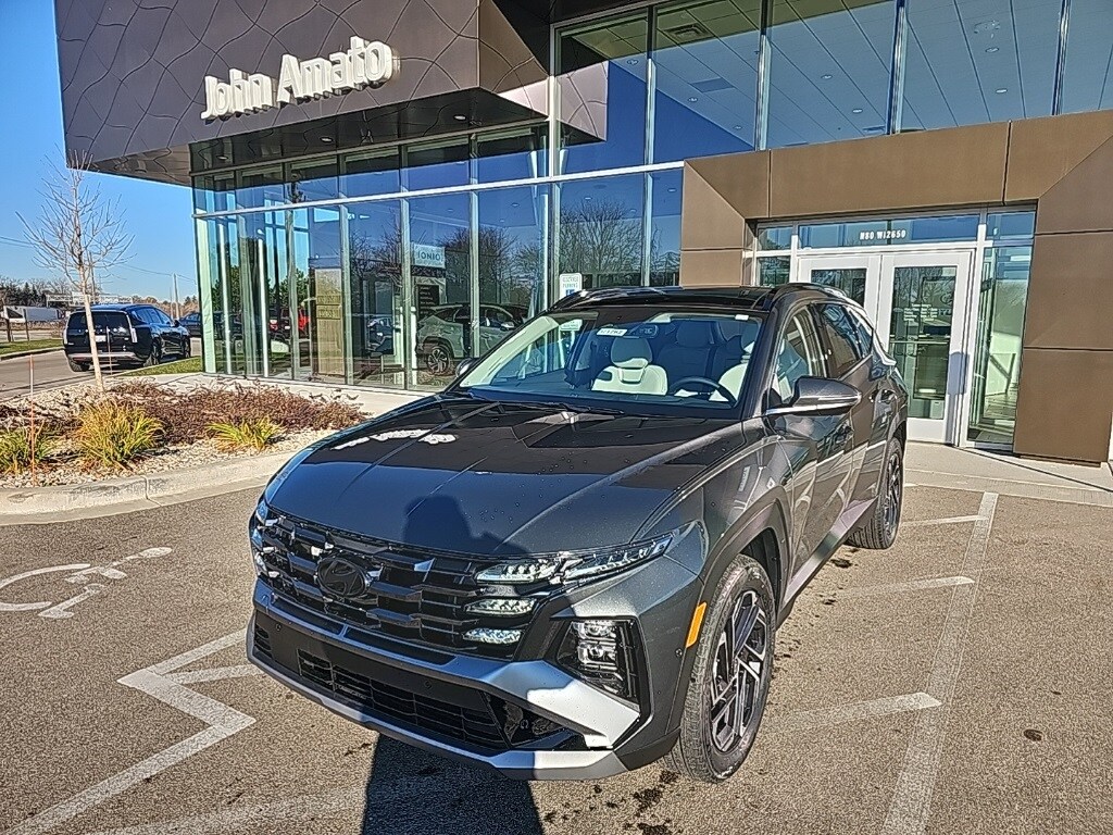 New 2026 Hyundai Tucson Hybrid Limited SUV