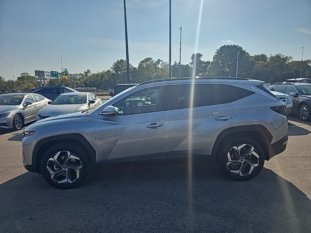 2023 Hyundai Tucson Limited photo 2
