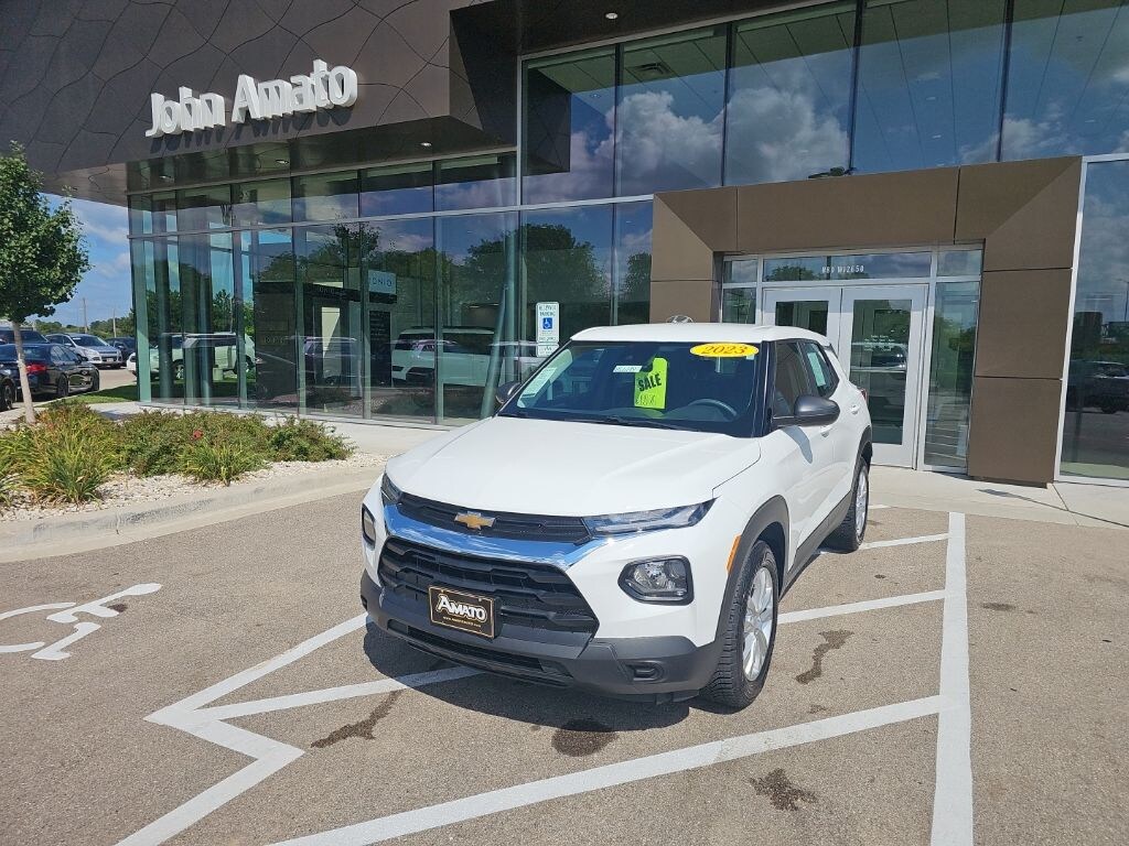 Used 2023 Chevrolet Trailblazer LS SUV
