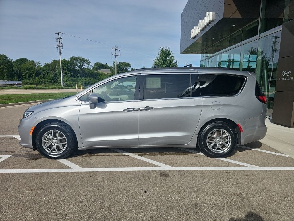 Used 2021 Chrysler Pacifica Touring Van Passenger Van
