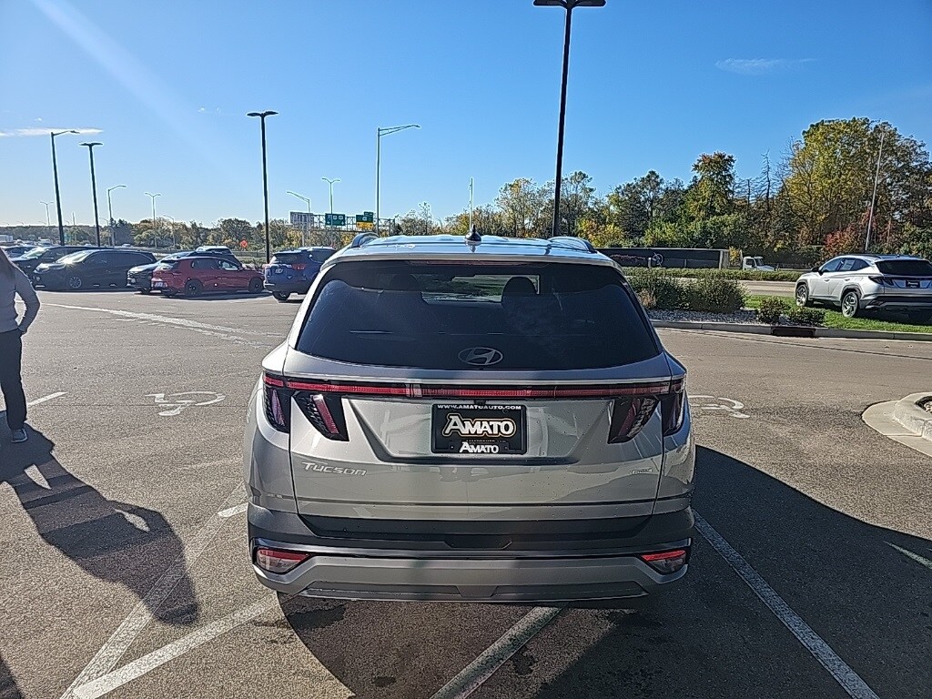 New 2026 Hyundai Tucson SEL Premium SUV