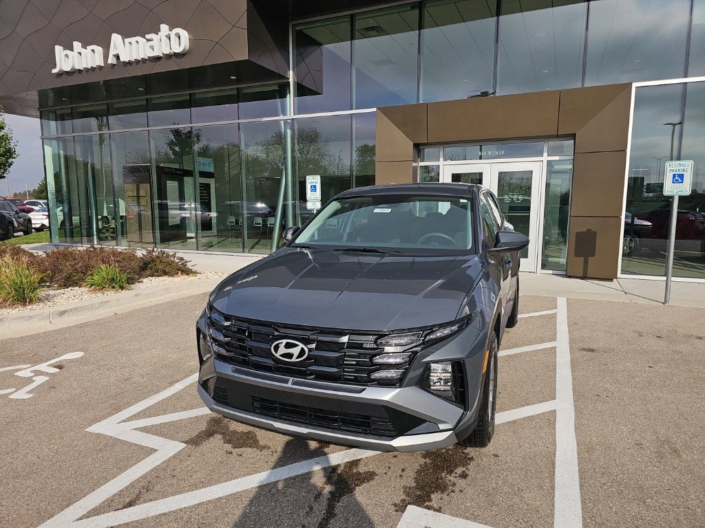 2026 Hyundai Tucson SE SUV