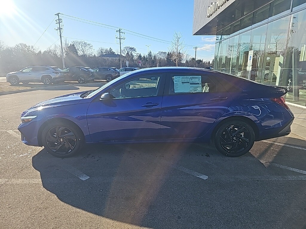 New 2026 Hyundai Elantra SEL Sport Sedan