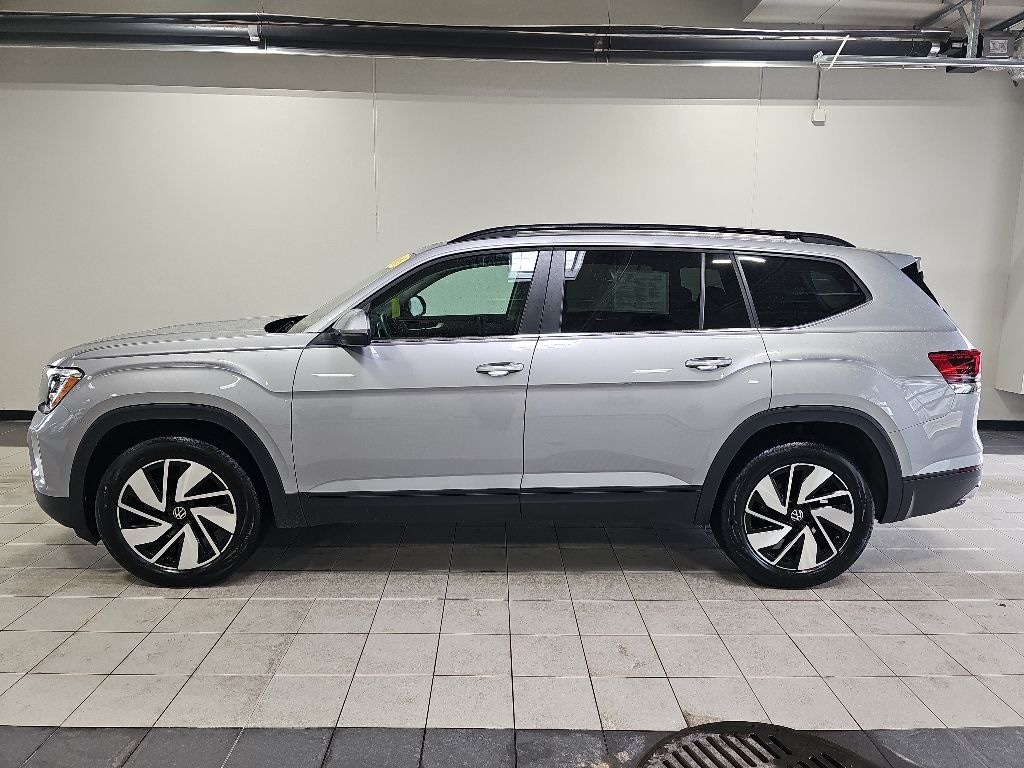 Used 2025 Volkswagen Atlas 2.0T SE w/Technology SUV