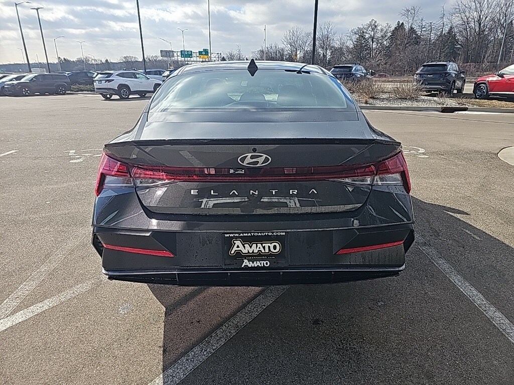 New 2026 Hyundai Elantra SEL Sport Premium Sedan