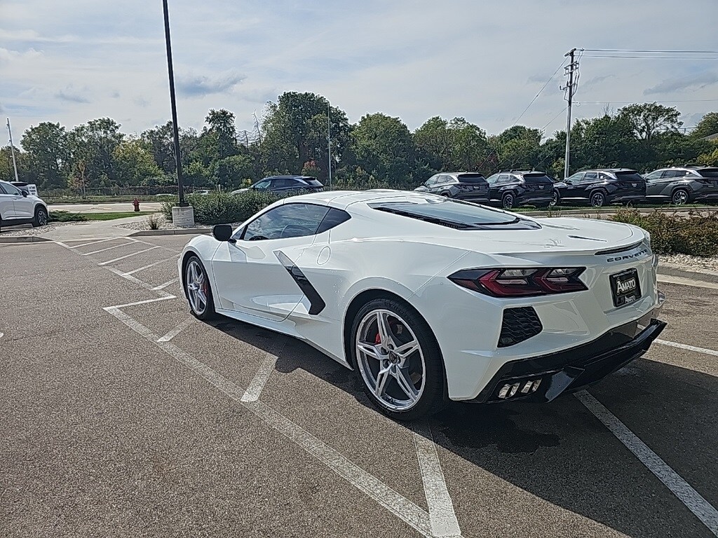 2022 Chevrolet Corvette Stingray 2LT photo 3