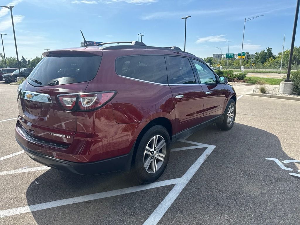 Used 2016 Chevrolet Traverse LT w/1LT SUV