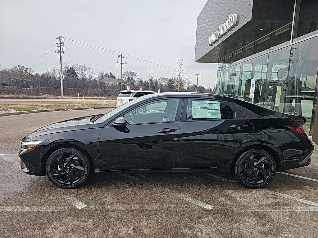 New 2026 Hyundai Elantra SEL Sport Sedan