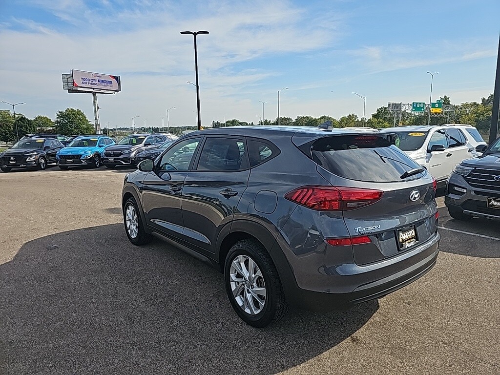 2019 Hyundai Tucson SE photo 3