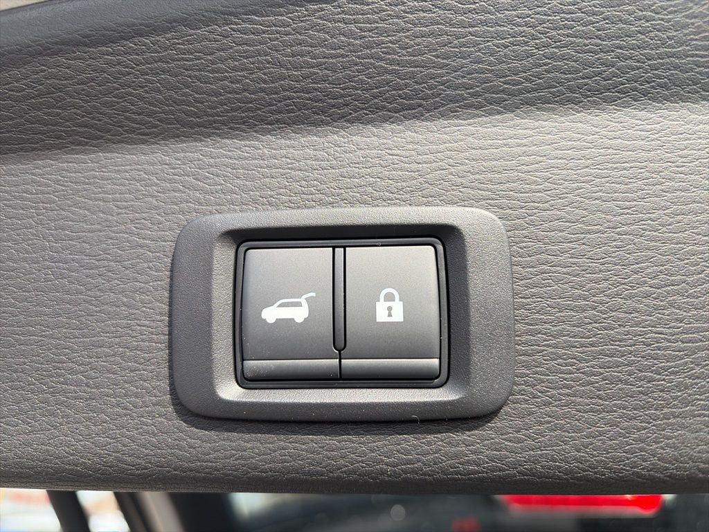 2026 Mitsubishi Outlander SE - Photo 18
