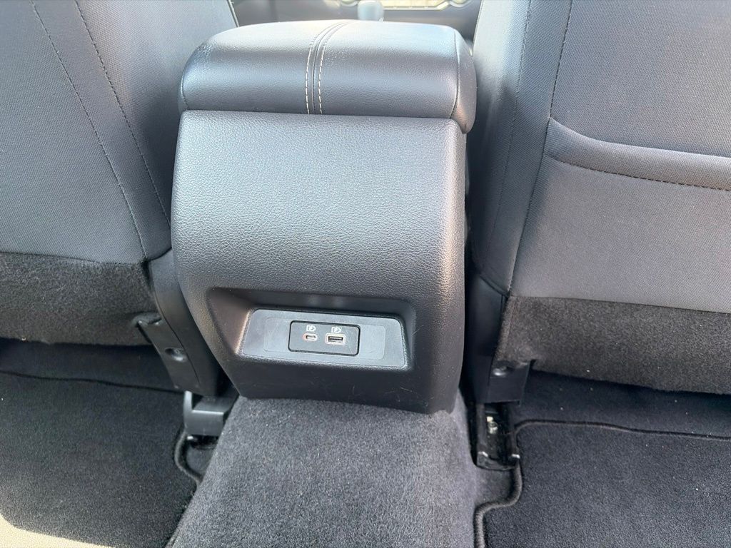 2025 Nissan Altima SV - Photo 14