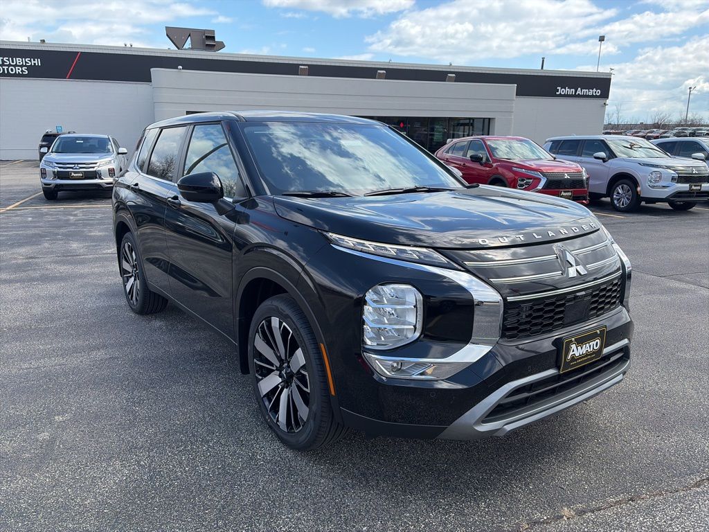 2026 Mitsubishi Outlander SE - Photo 10