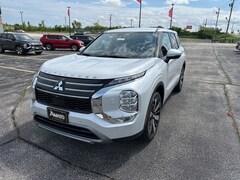 2025 Mitsubishi Outlander SE SUV
