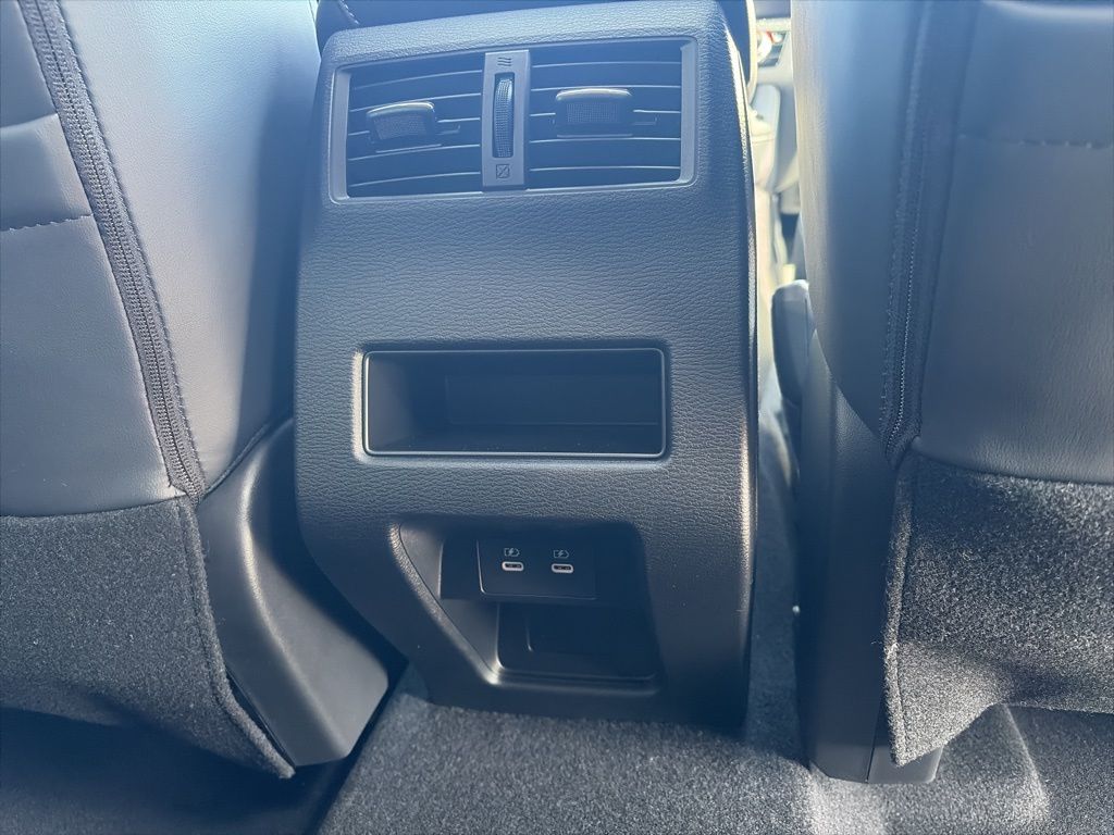 2026 Mitsubishi Outlander SE - Photo 15