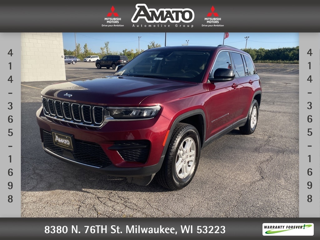2023 Jeep Grand Cherokee Laredo's photo
