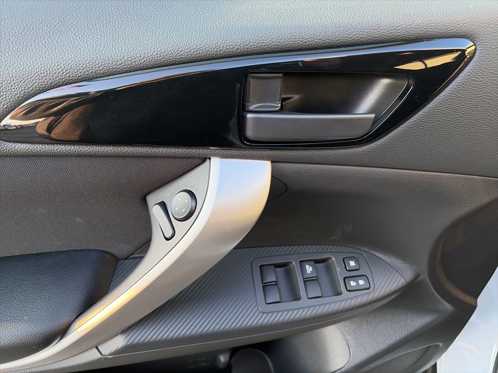 2026 Mitsubishi Eclipse Cross ES - Photo 17