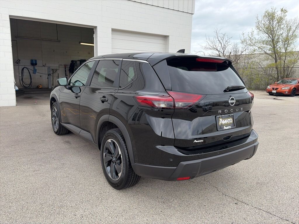 Used 2025 Nissan Rogue SV SUV