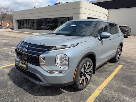 2026 Mitsubishi Outlander SE SUV