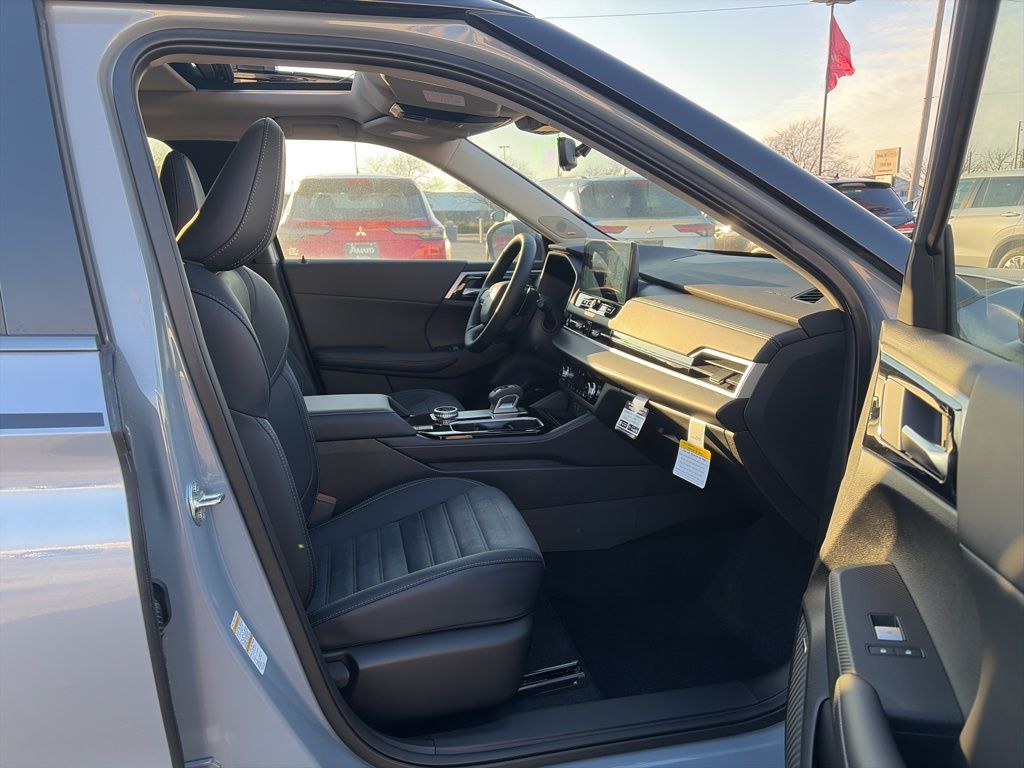 2026 Mitsubishi Outlander Trail Edition - Photo 13
