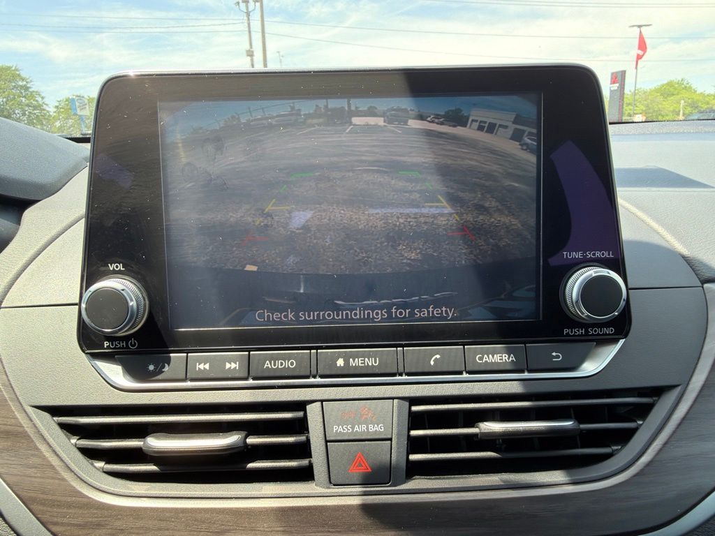 2025 Nissan Altima SV - Photo 24
