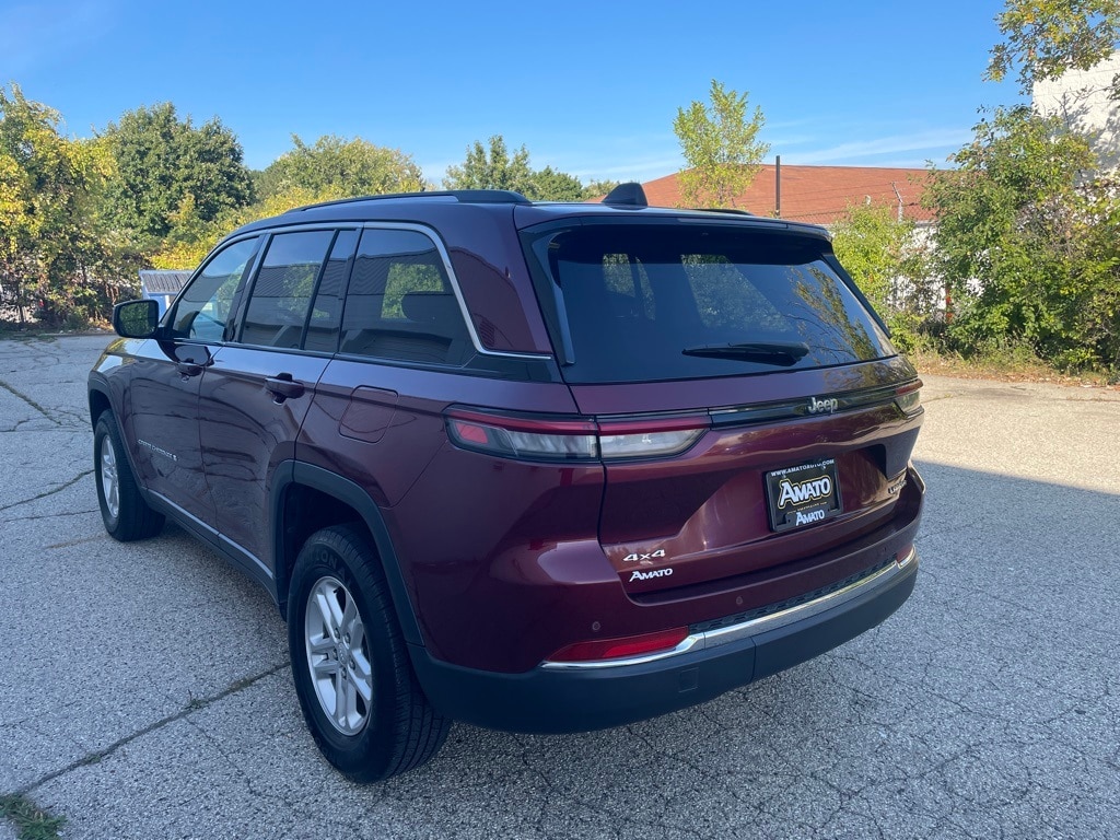 Used 2023 Jeep Grand Cherokee Laredo SUV