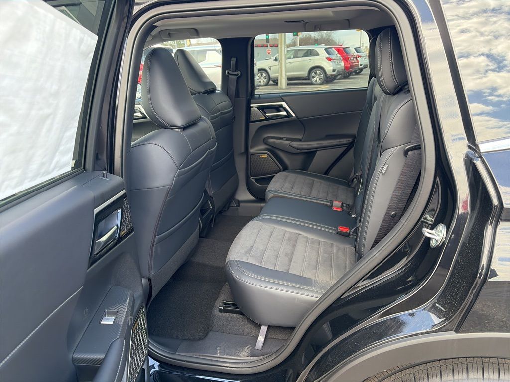 2026 Mitsubishi Outlander SE - Photo 20