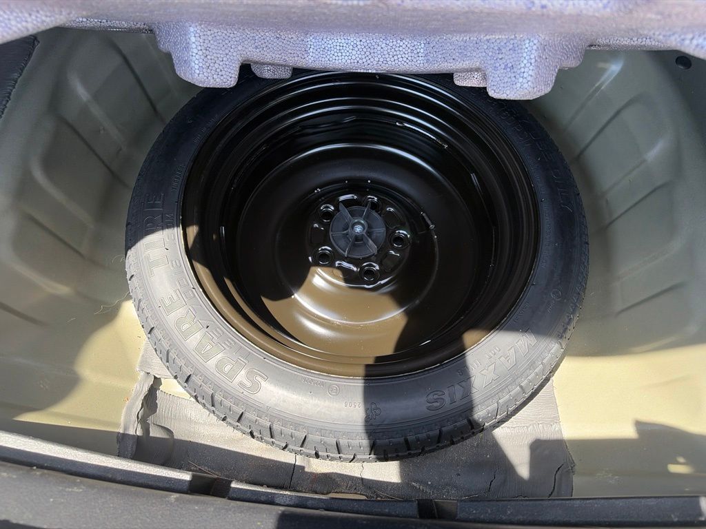 2025 Nissan Altima SV - Photo 16