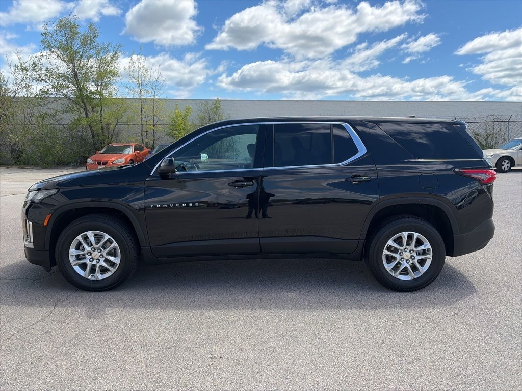 Used 2022 Chevrolet Traverse LS w/1LS SUV