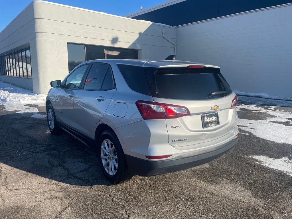 Used 2021 Chevrolet Equinox LS w/1LS SUV
