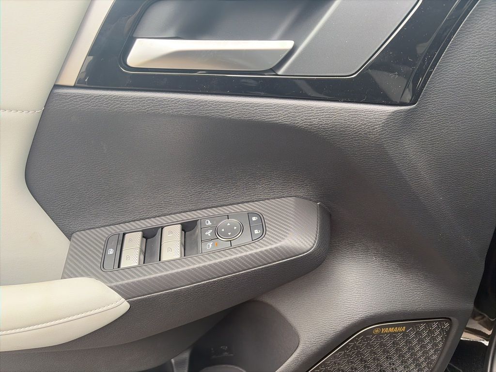 2026 Mitsubishi Outlander SE - Photo 19