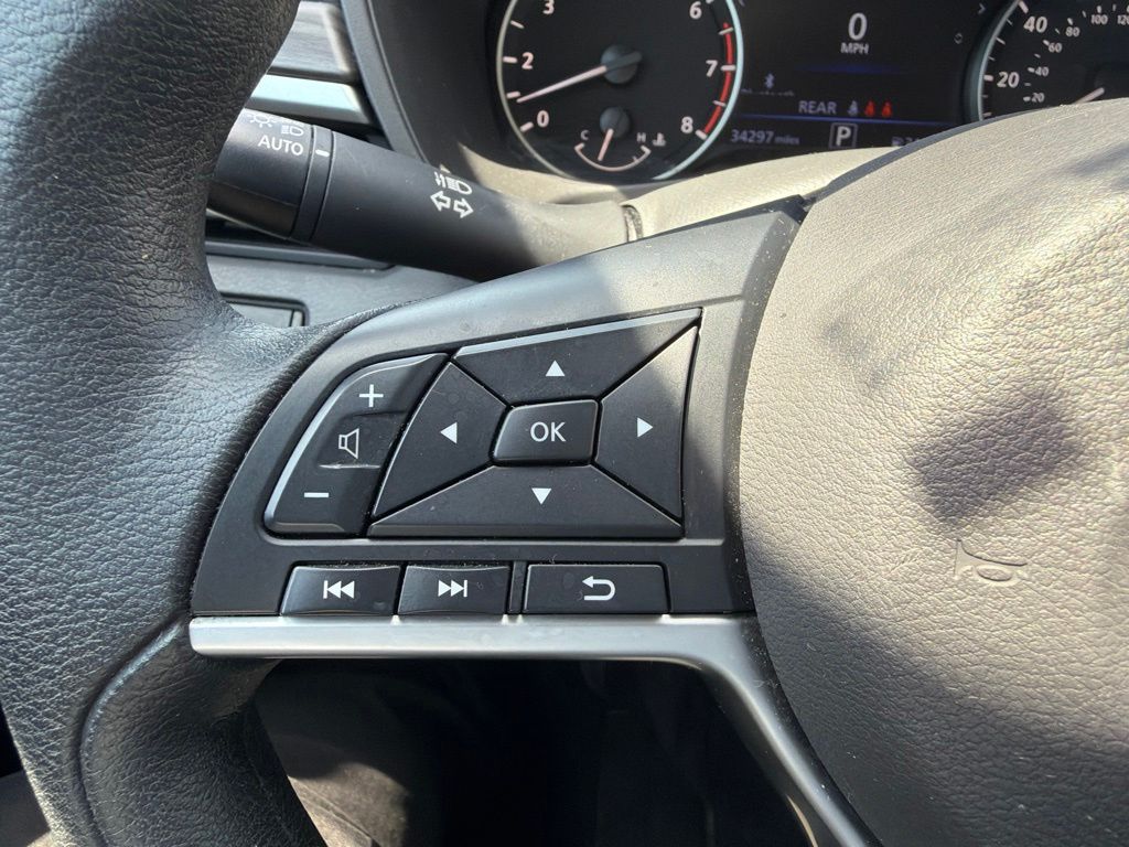 2025 Nissan Altima SV - Photo 27