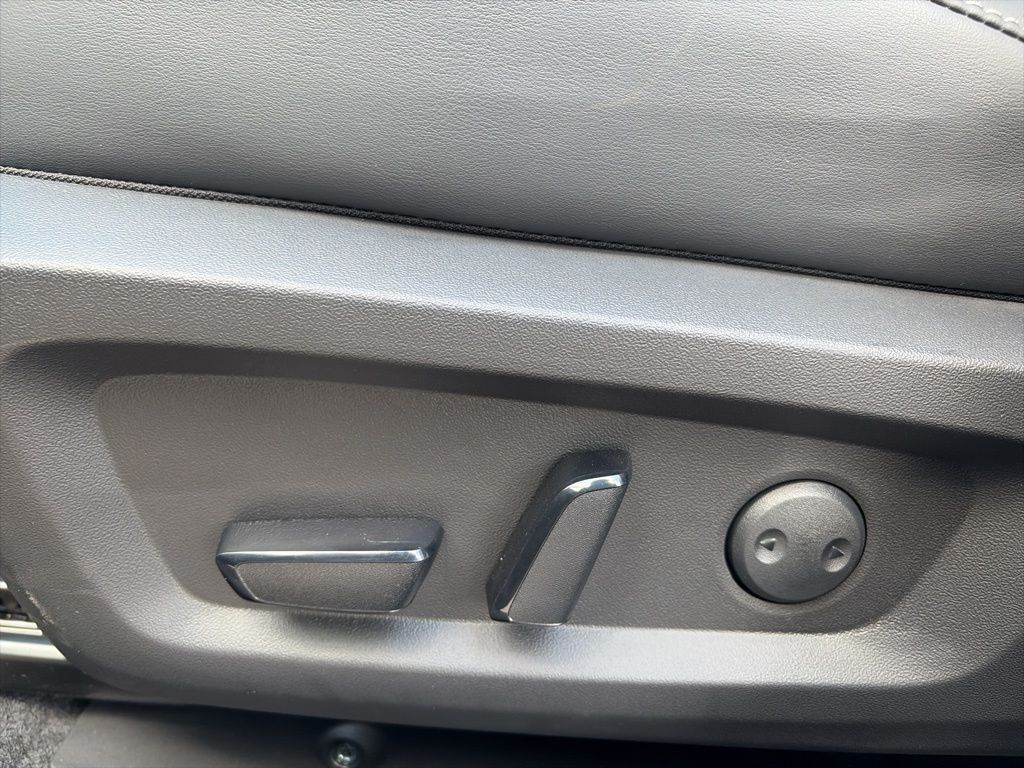 2026 Mitsubishi Outlander SE - Photo 23
