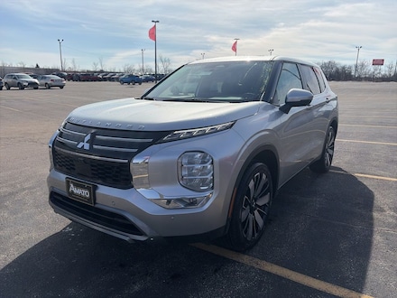 2026 Mitsubishi Outlander SE SUV