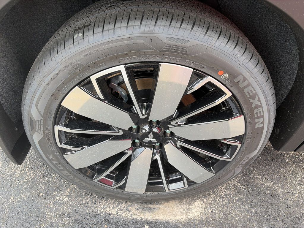 2026 Mitsubishi Outlander SE - Photo 34
