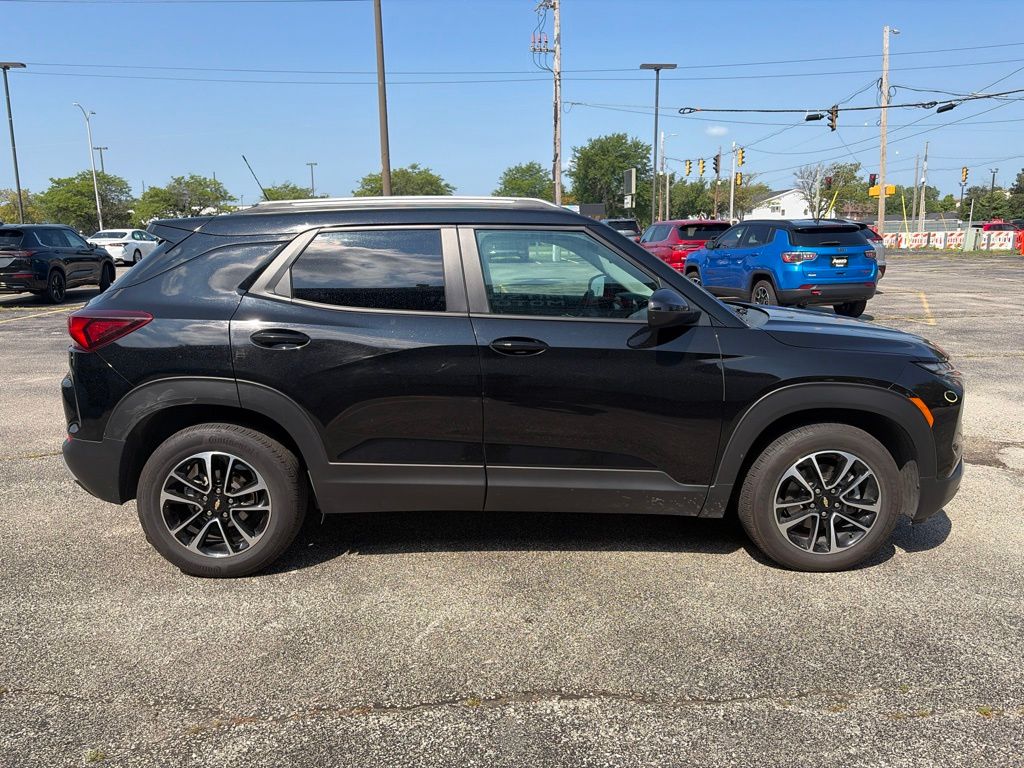 2025 Chevrolet Trailblazer LT - Photo 7