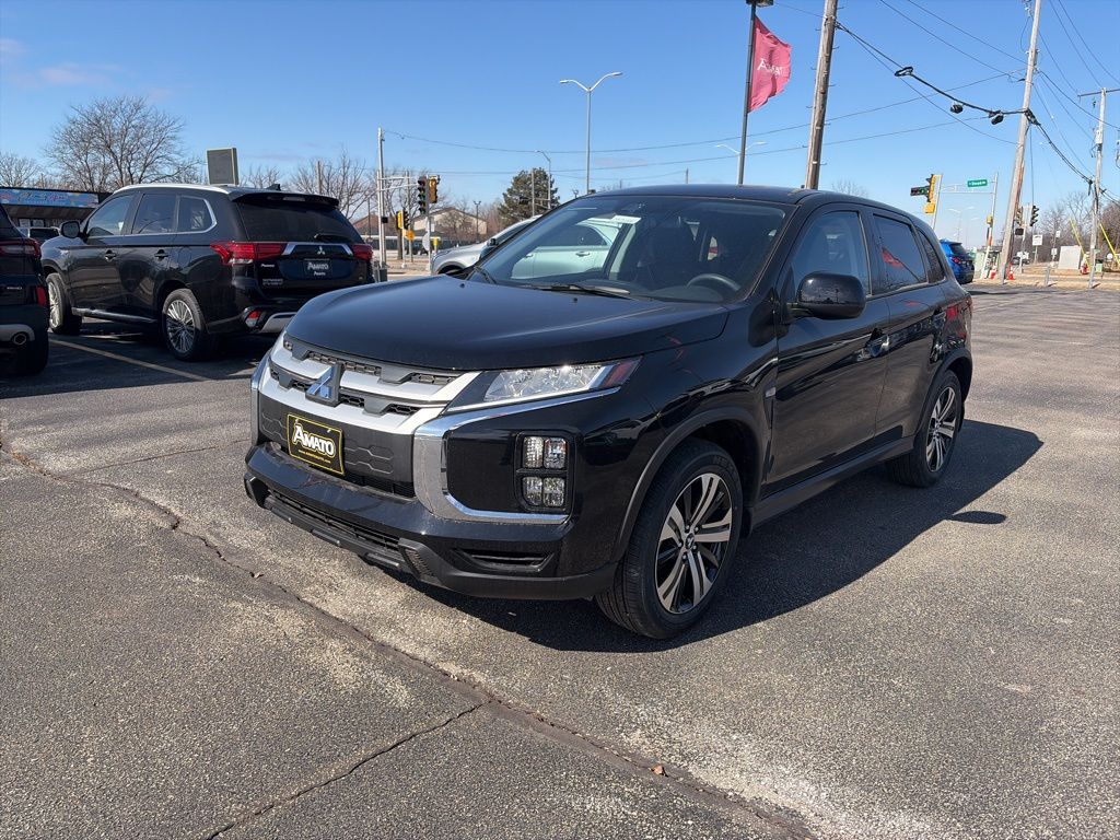 2026 Mitsubishi Outlander Sport 2.0 ES AWC CVT's photo
