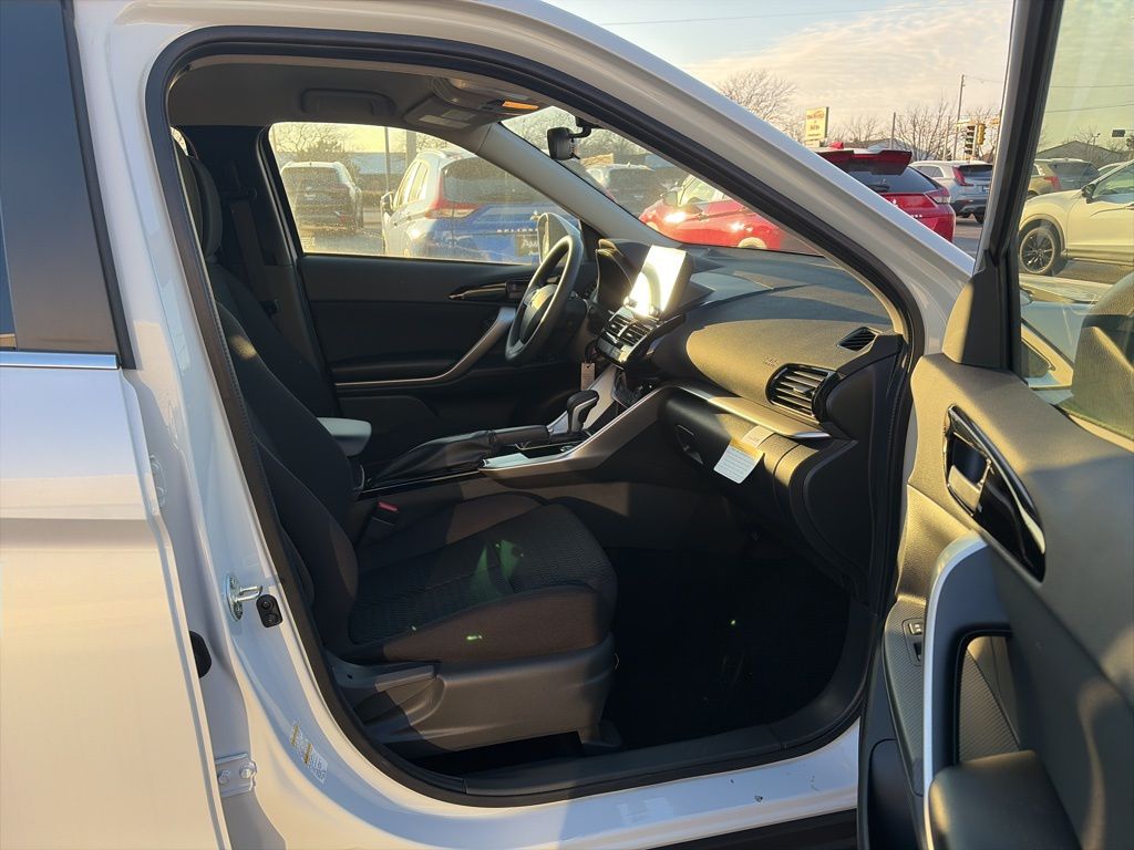 2026 Mitsubishi Eclipse Cross ES - Photo 10