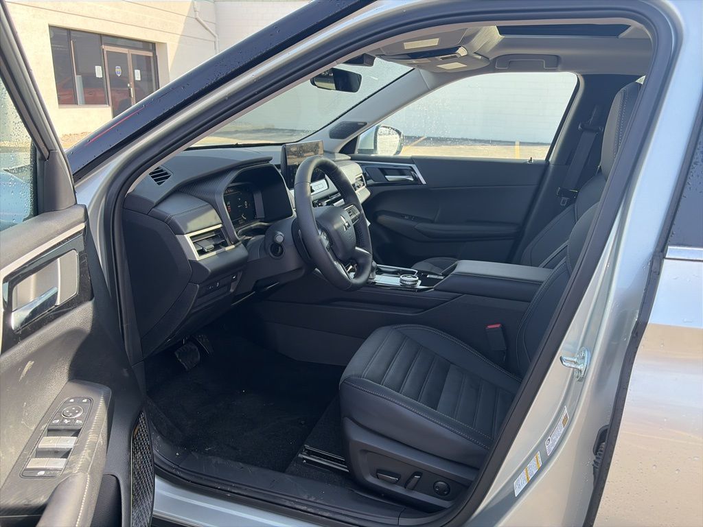 2026 Mitsubishi Outlander SE - Photo 20