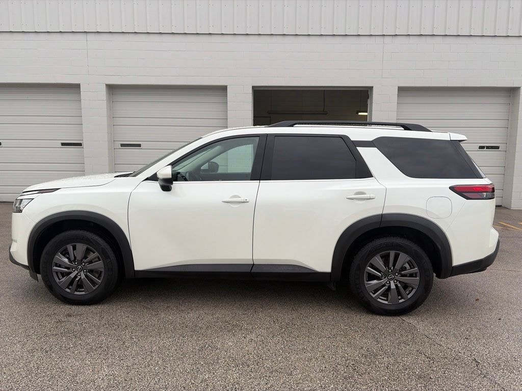 Used 2022 Nissan Pathfinder SV SUV