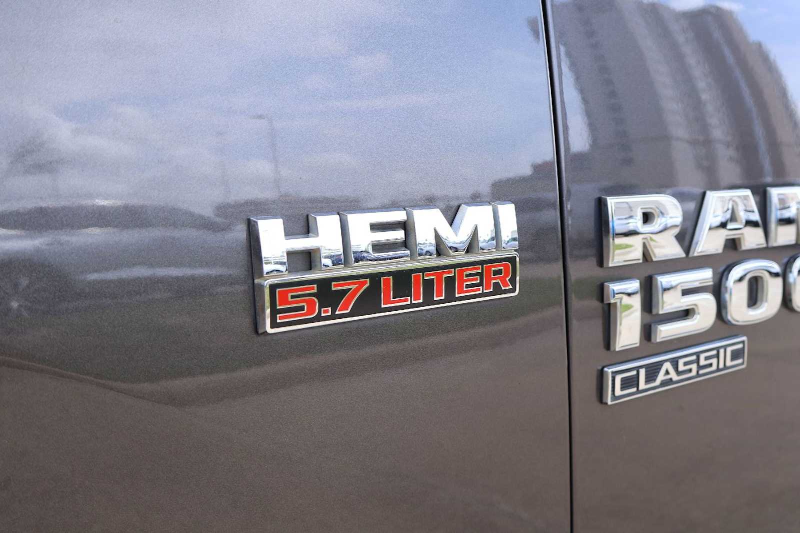 Thumbnail: 2019 RAM 1500 Classic - 7