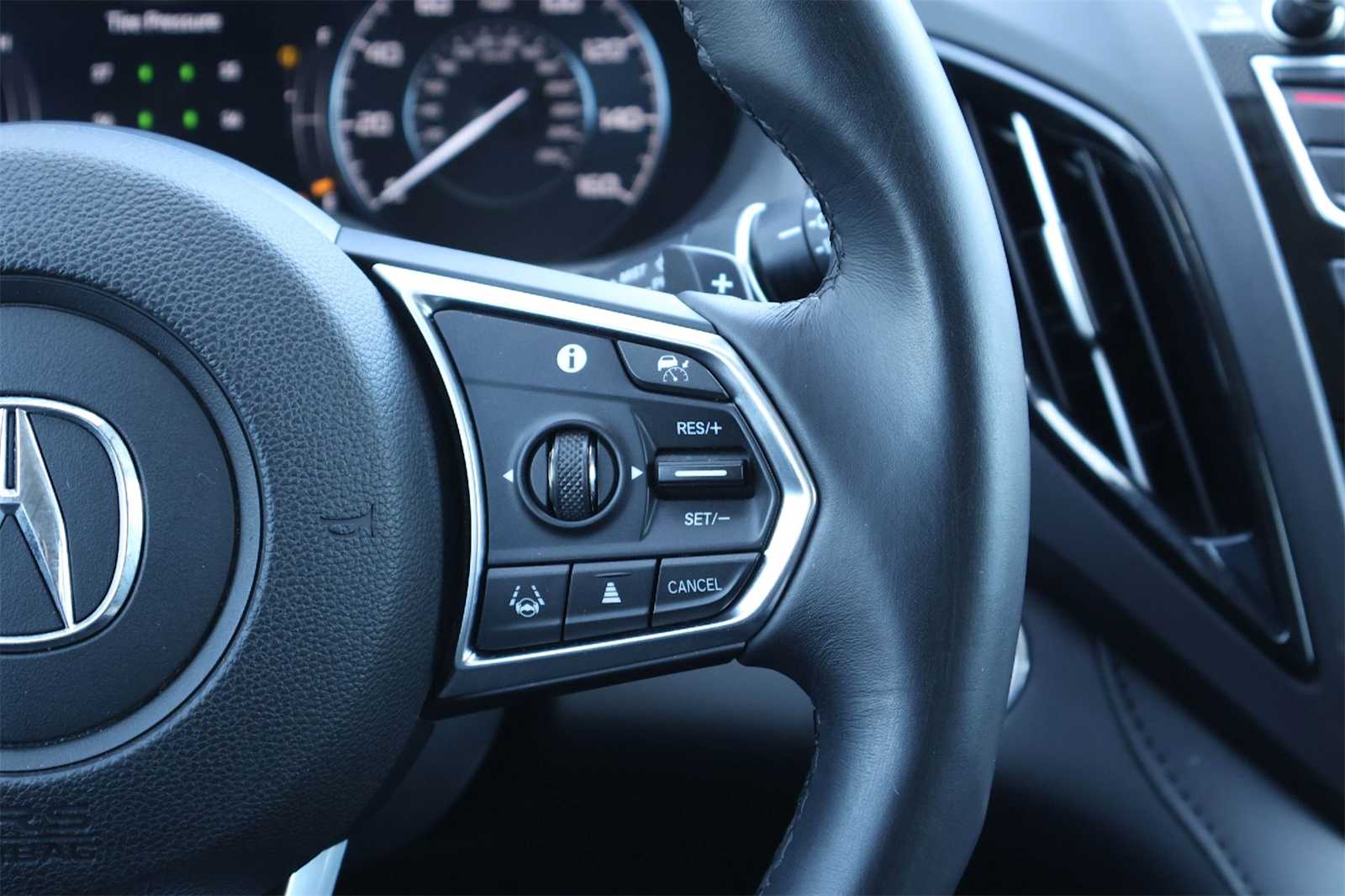 Thumbnail: 2022 Acura RDX - 23