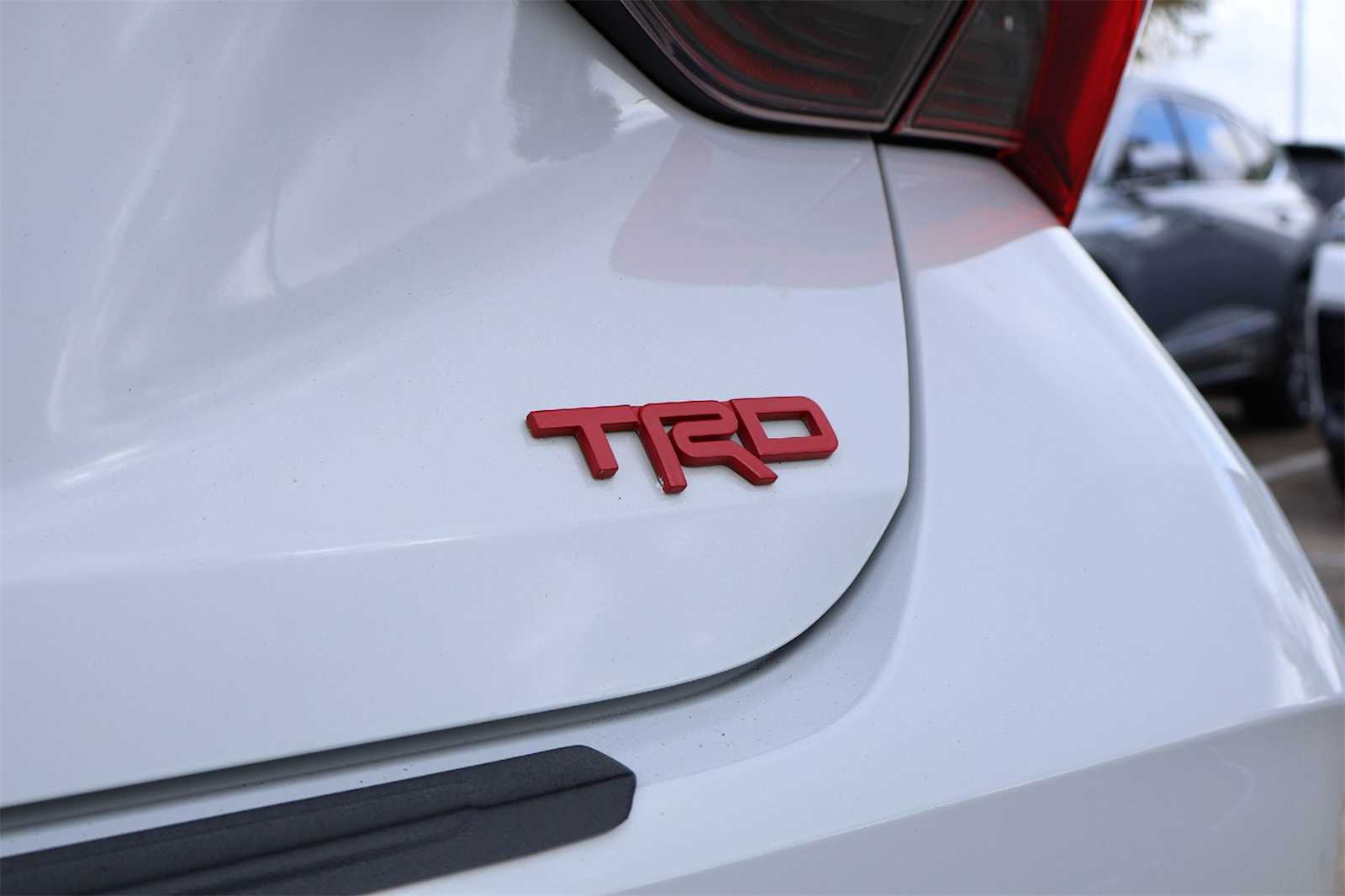 Thumbnail: 2021 Toyota Avalon - 7